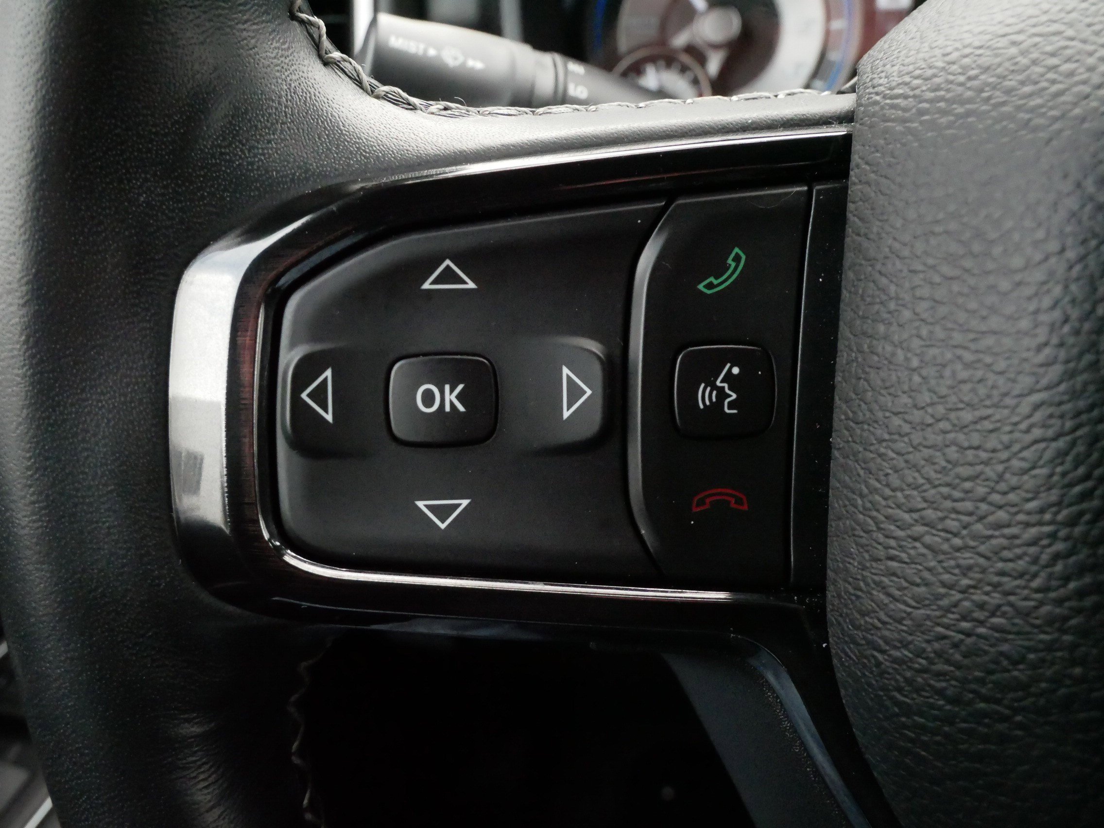 Used 2022 RAM 1500 Limited w/ Body Color Bumper Group image 26