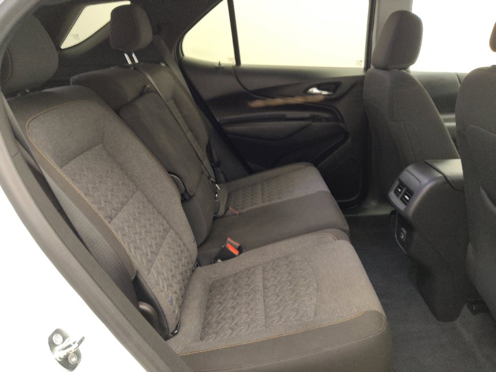 Used 2023 Chevrolet Equinox LT w/ Driver Convenience Package AWD/4WD image 19
