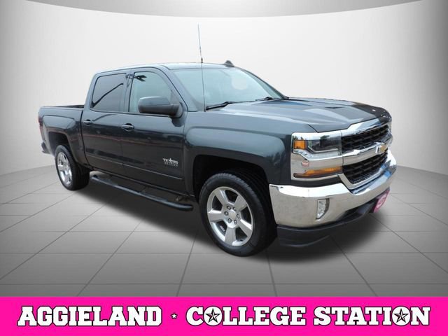 Used 2018 Chevrolet Silverado 1500 LT w/ Texas Edition RWD image 3