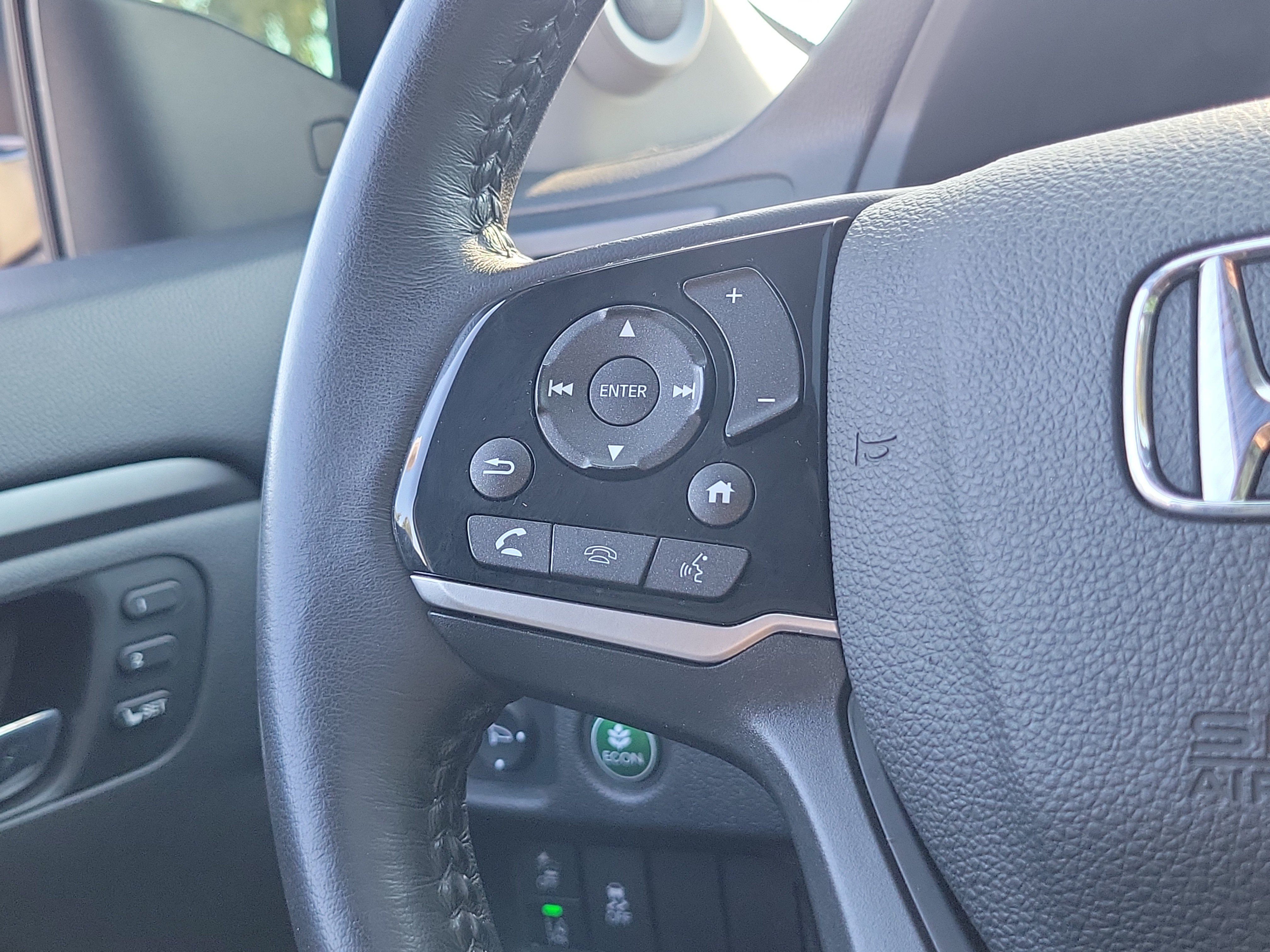 Used 2022 Honda Pilot EX-L image 28