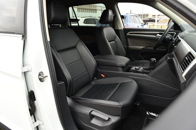 Certified 2023 Volkswagen Atlas SE w/ Black Wheel Package image 20