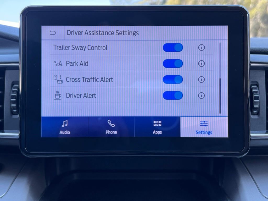 Used 2020 Ford Explorer XLT w/ Equipment Group 202A image 39