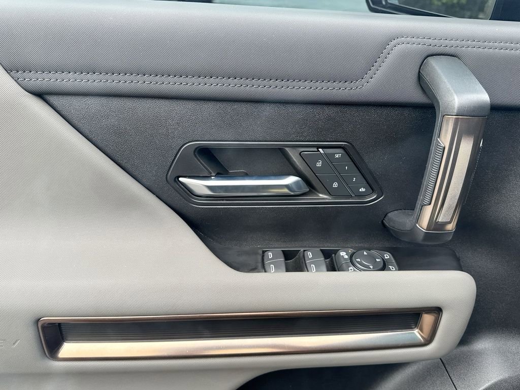 Used 2024 GMC Hummer EV 3X image 15