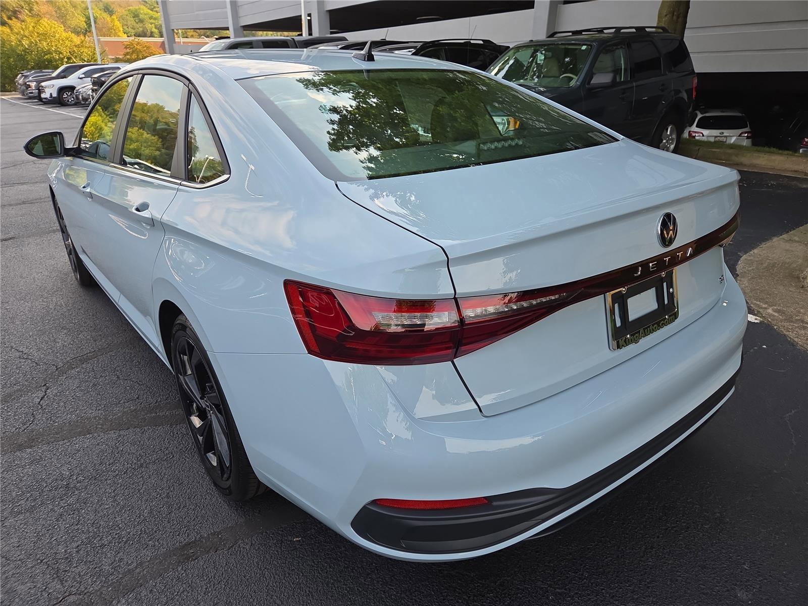 New 2026 Volkswagen Jetta SE image 5