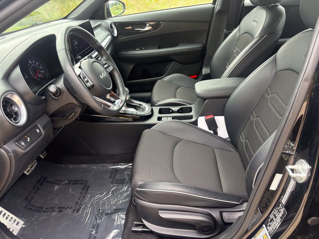 Used 2024 Kia Forte GT-Line FWD image 15