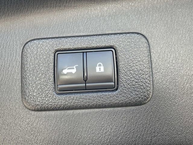 Used 2024 Nissan Armada SL image 10