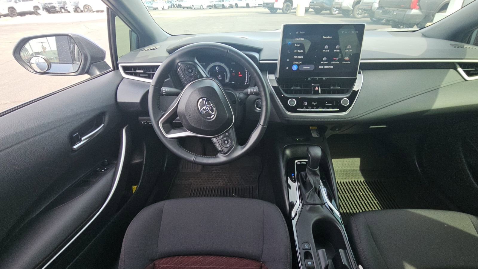 Certified 2025 Toyota Corolla SE image 9