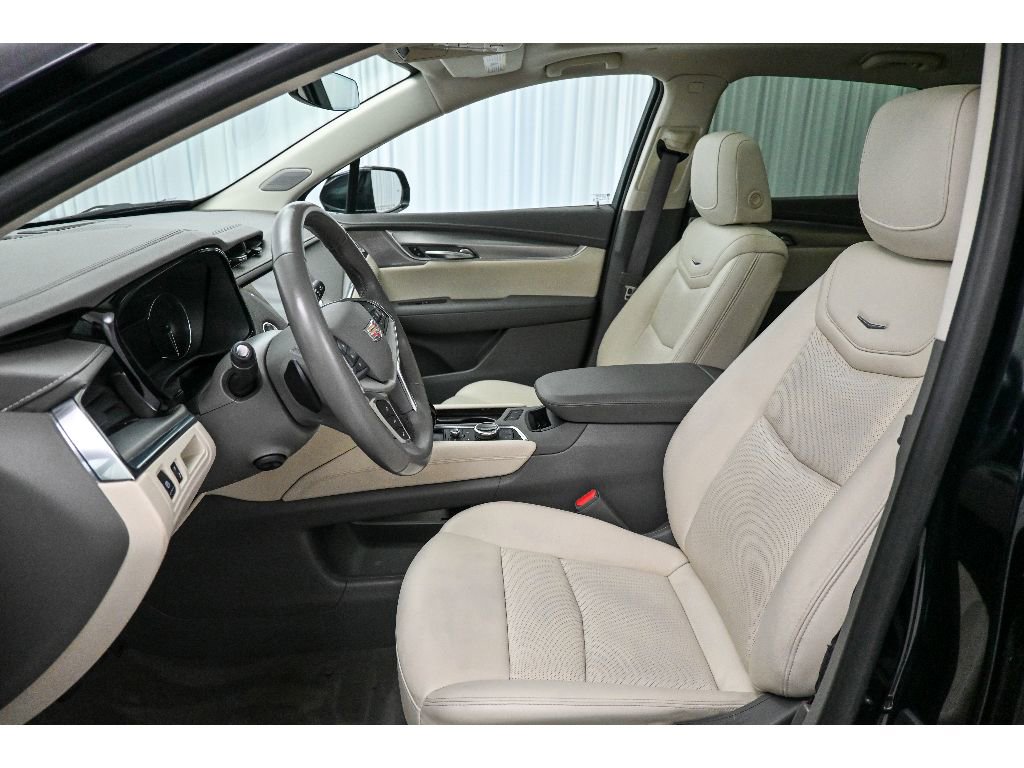 Certified 2021 Cadillac XT5 Premium Luxury image 10