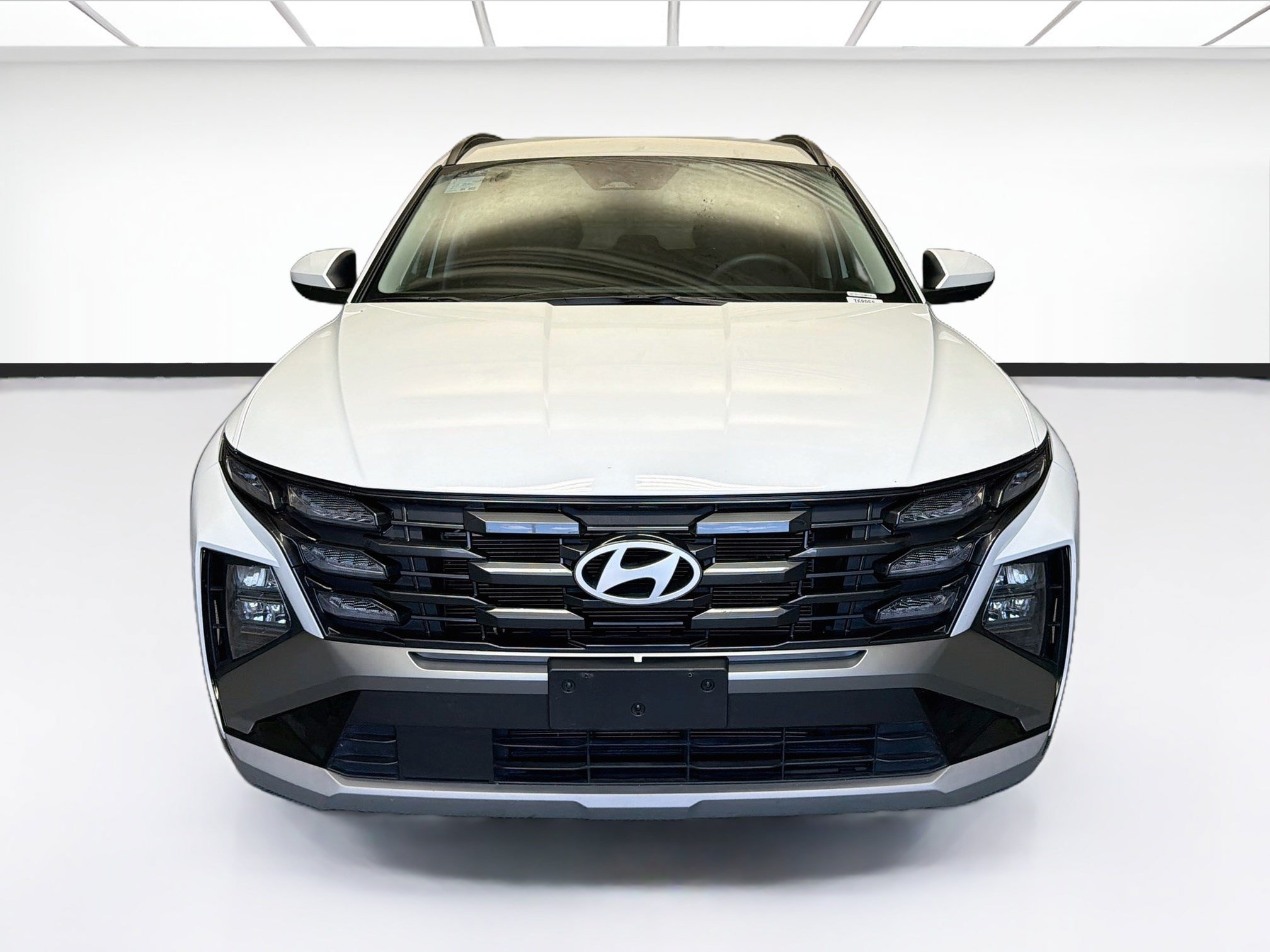Used 2025 Hyundai Tucson SEL FWD image 2