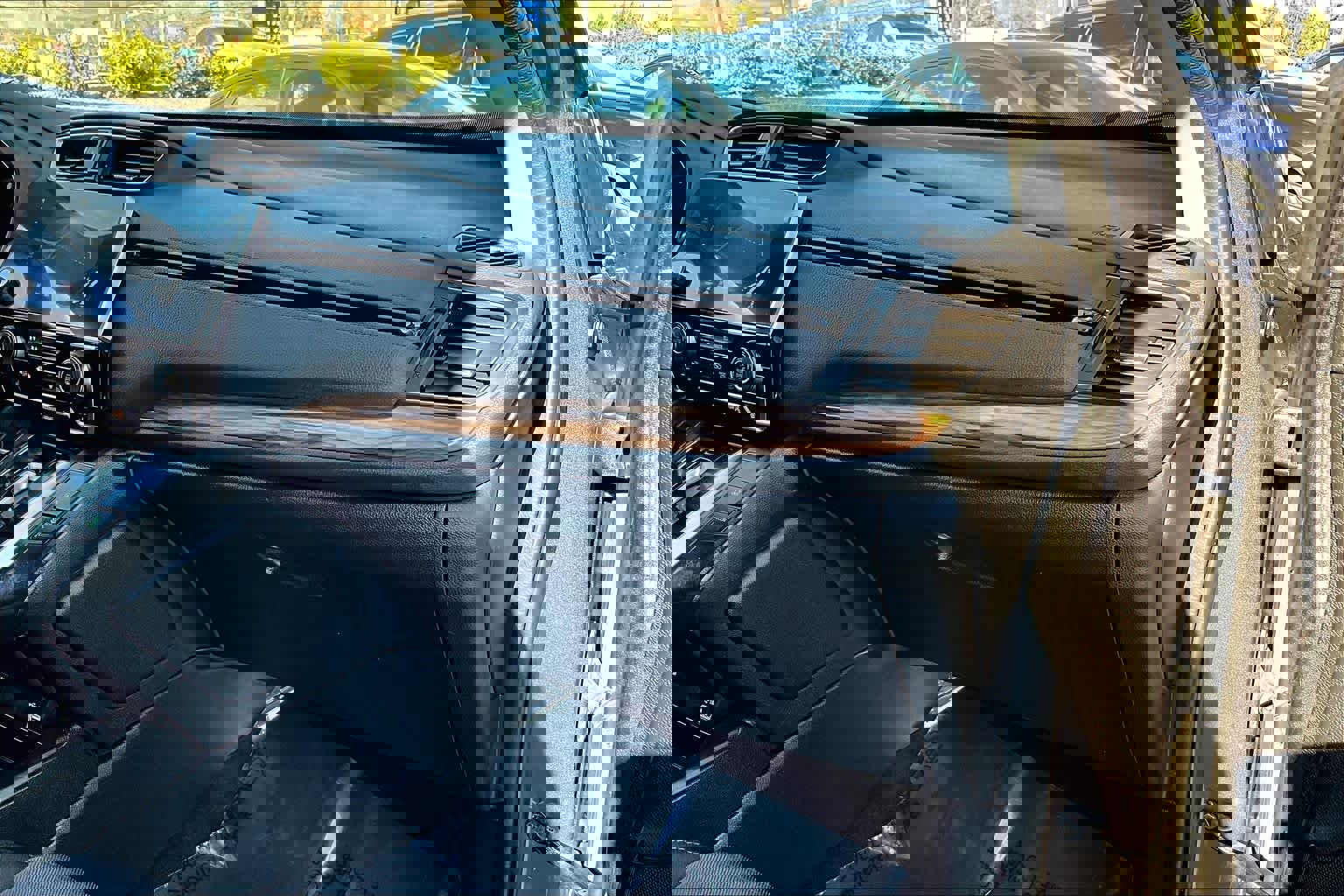 Used 2021 Honda CR-V EX image 17