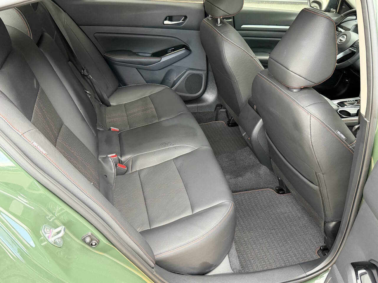 Used 2025 Nissan Altima 2.5 SR w/ SR Premium Package AWD/4WD image 19