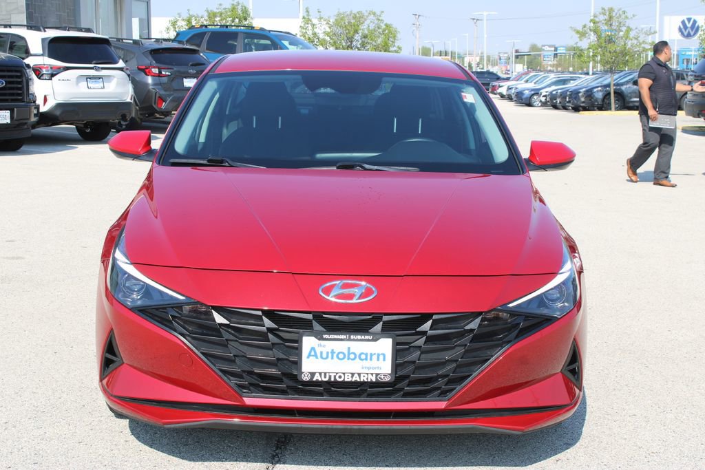 Used 2023 Hyundai Elantra SEL FWD image 2