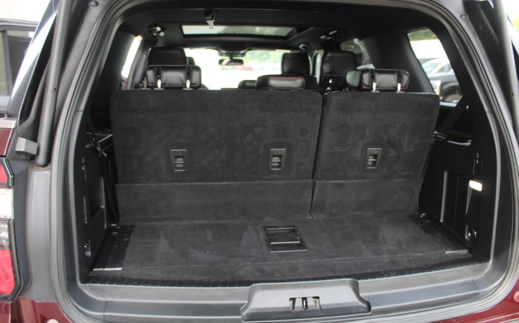 Used 2020 Ford Expedition Limited w/ Equipment Group 303A AWD/4WD image 20