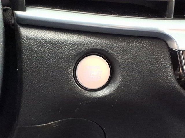 Used 2025 Kia Sorento SX image 18