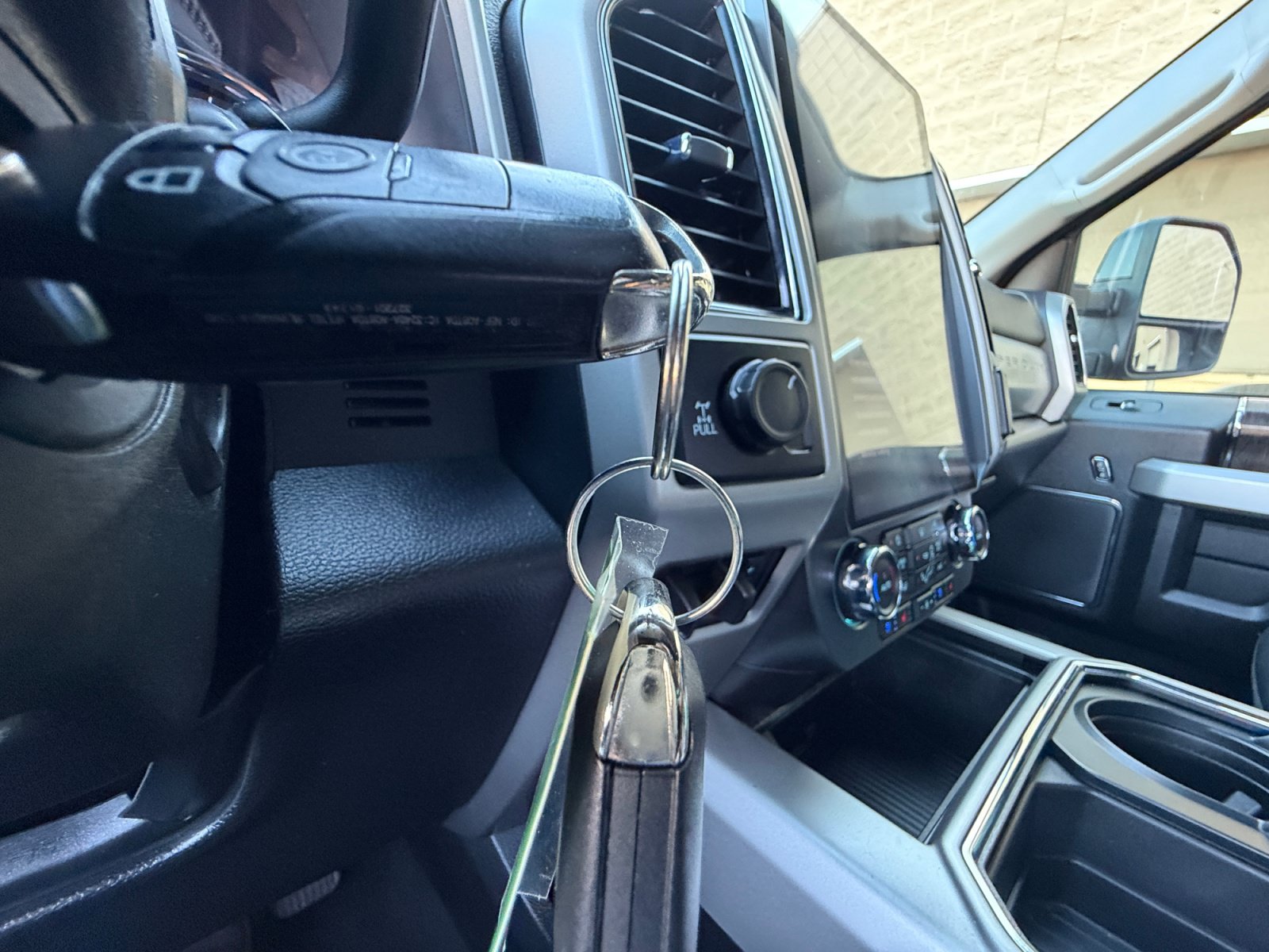 Used 2021 Ford F250 Lariat AWD/4WD image 30