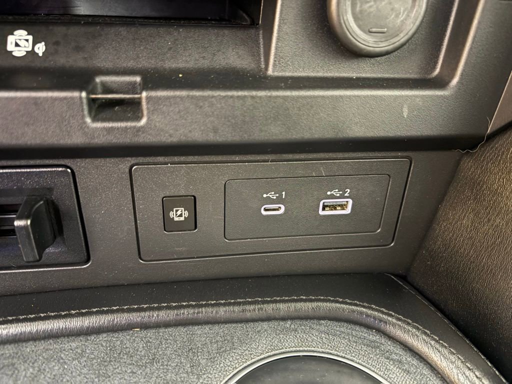 Used 2023 Nissan Armada SV RWD image 28