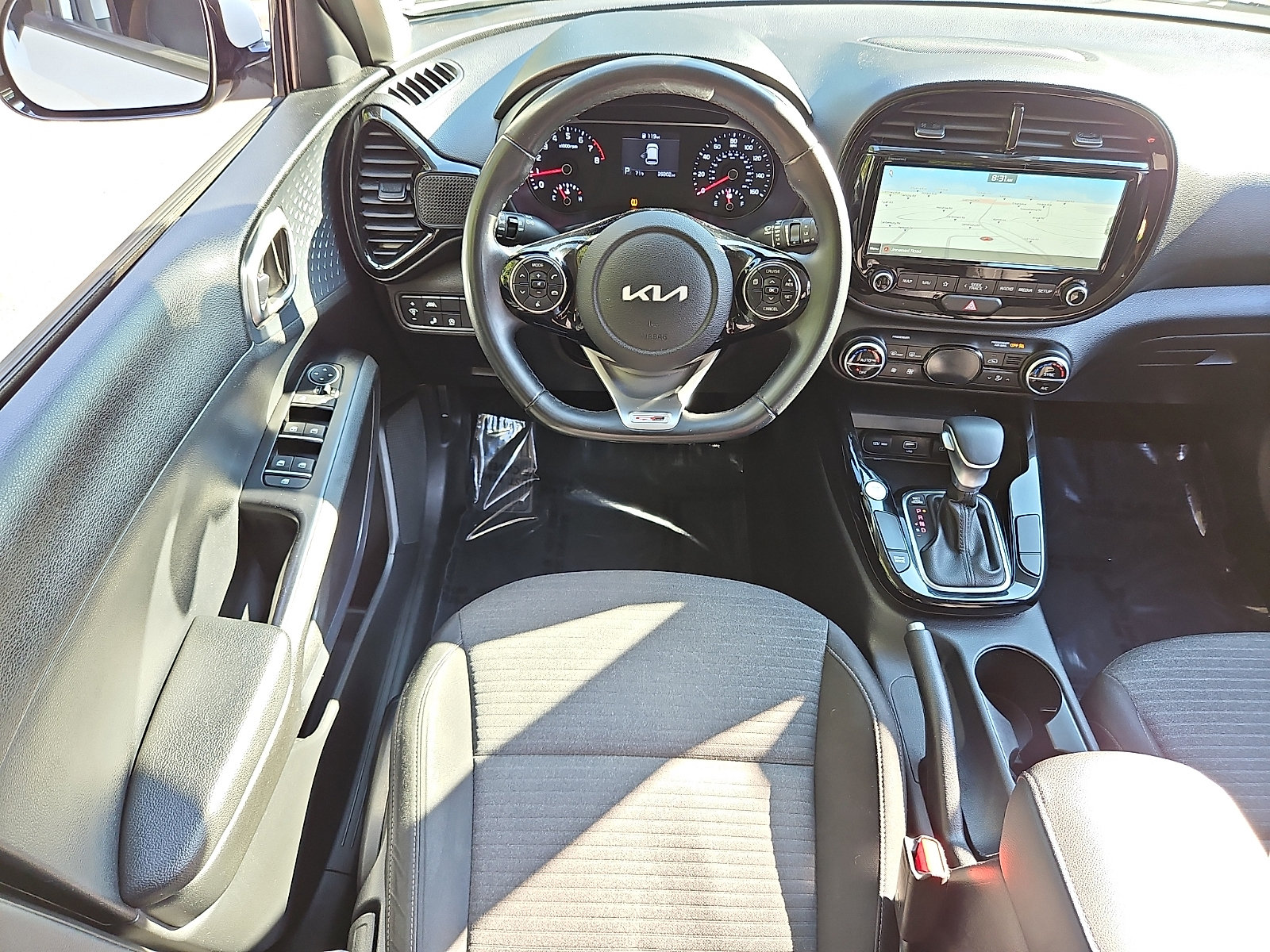 Used 2022 Kia Soul GT-Line FWD image 11