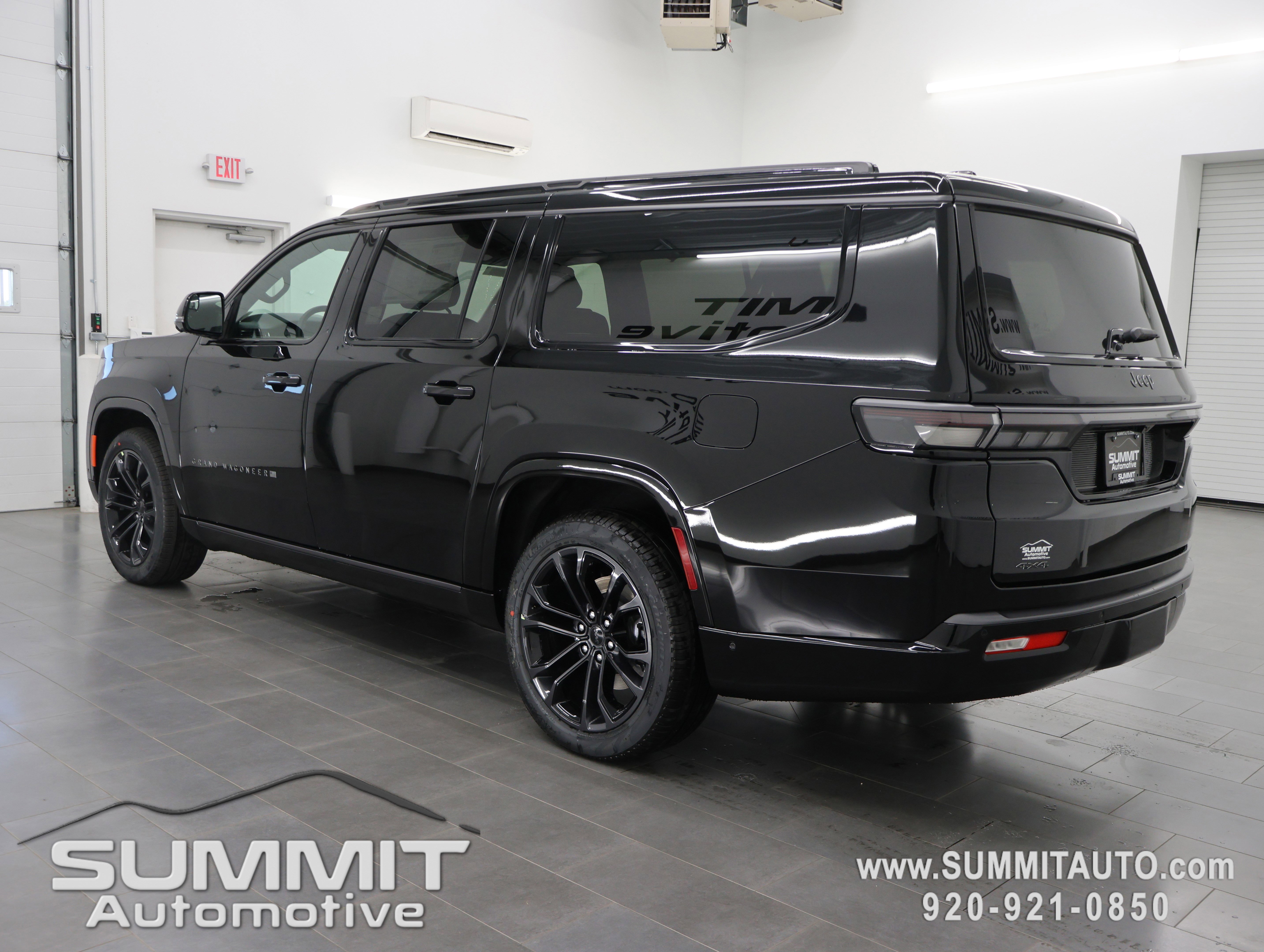 New 2026 Jeep Grand Wagoneer L Summit AWD/4WD image 5