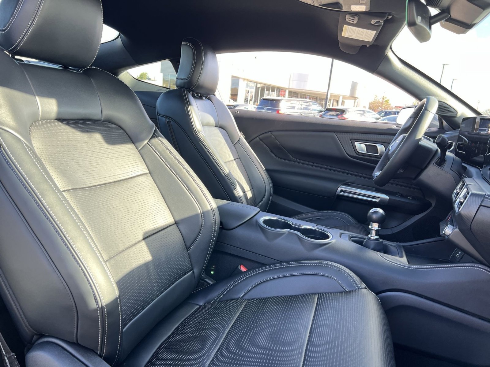 Used 2025 Ford Mustang GT Premium image 25