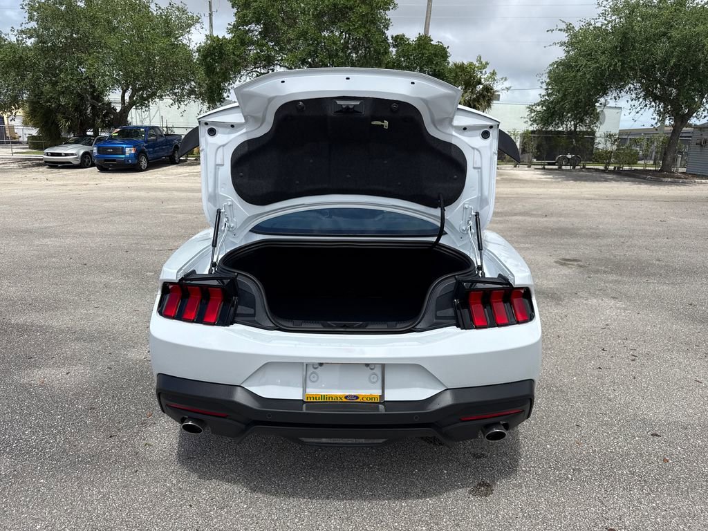 Used 2025 Ford Mustang GT Premium w/ Mustang Nite Pony Package image 27