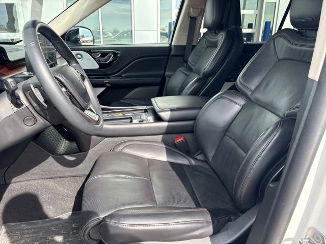 Used 2023 Lincoln Aviator Reserve w/ Equipment Group 201A AWD/4WD image 7