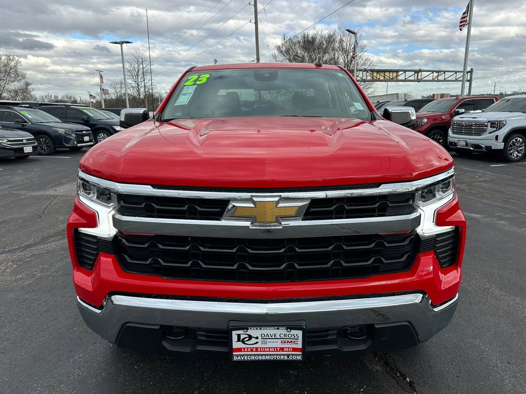 Used 2023 Chevrolet Silverado 1500 LT image 3