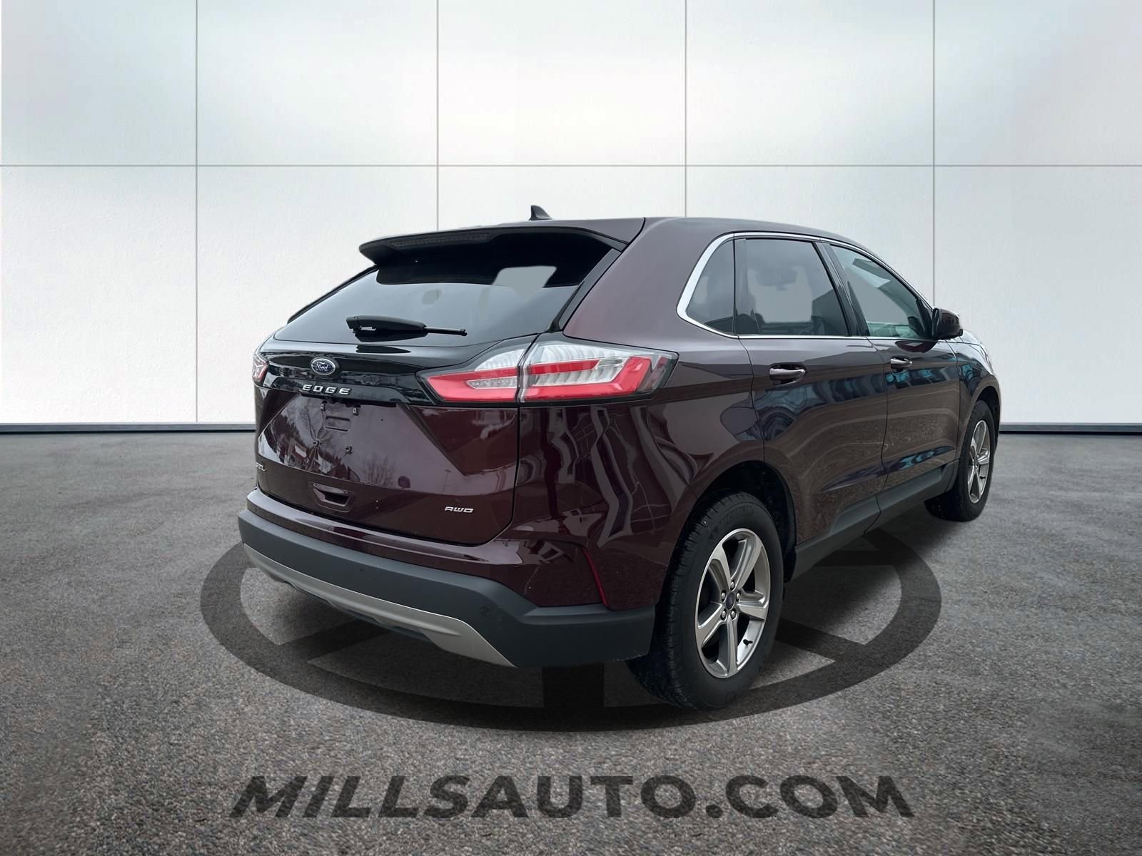 Certified 2022 Ford Edge SEL w/ Convenience Package image 5