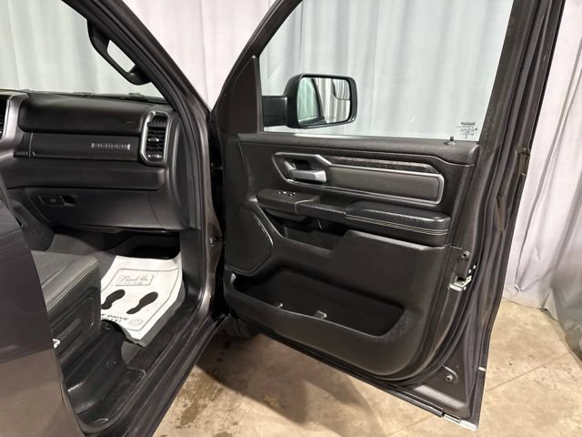 Used 2024 RAM 1500 Big Horn AWD/4WD image 32