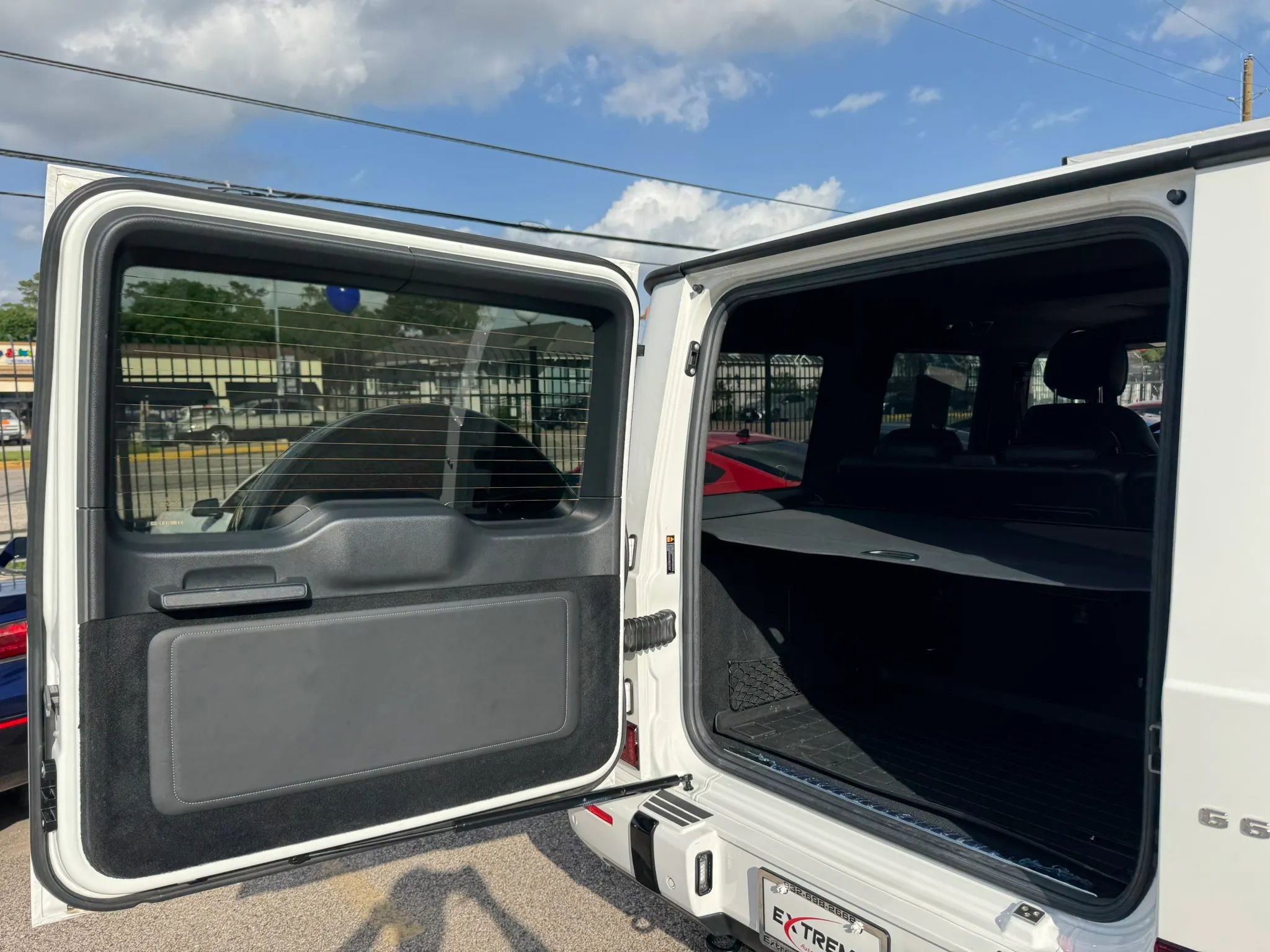 Used 2022 Mercedes-Benz G 63 AMG 4MATIC w/ Seat Comfort Package image 45