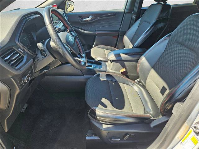 Used 2025 Ford Escape ST-Line Select AWD/4WD image 15