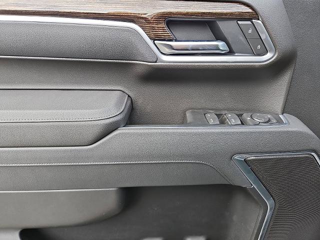 New 2026 GMC Sierra 1500 Elevation image 10