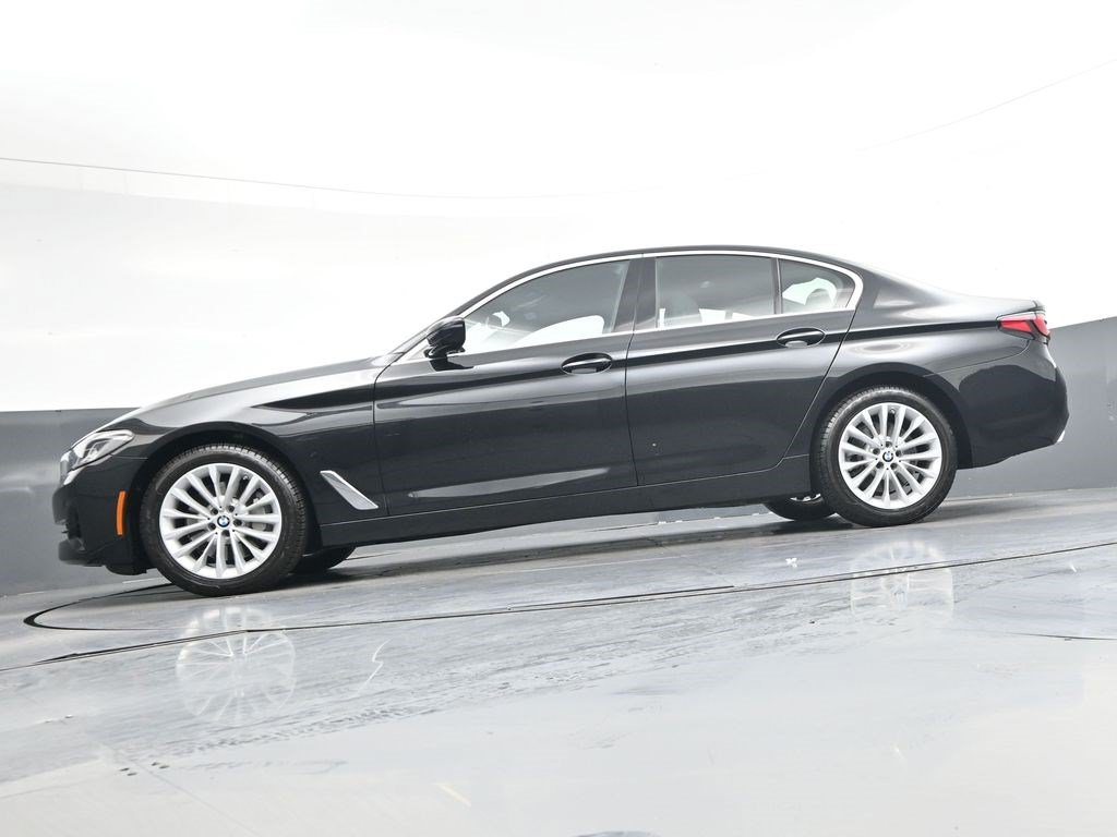 Used 2023 BMW 530i xDrive w/ Premium Package AWD/4WD image 31