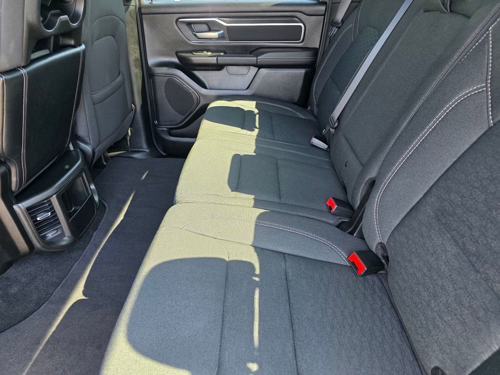 Used 2025 RAM 1500 Big Horn AWD/4WD image 16