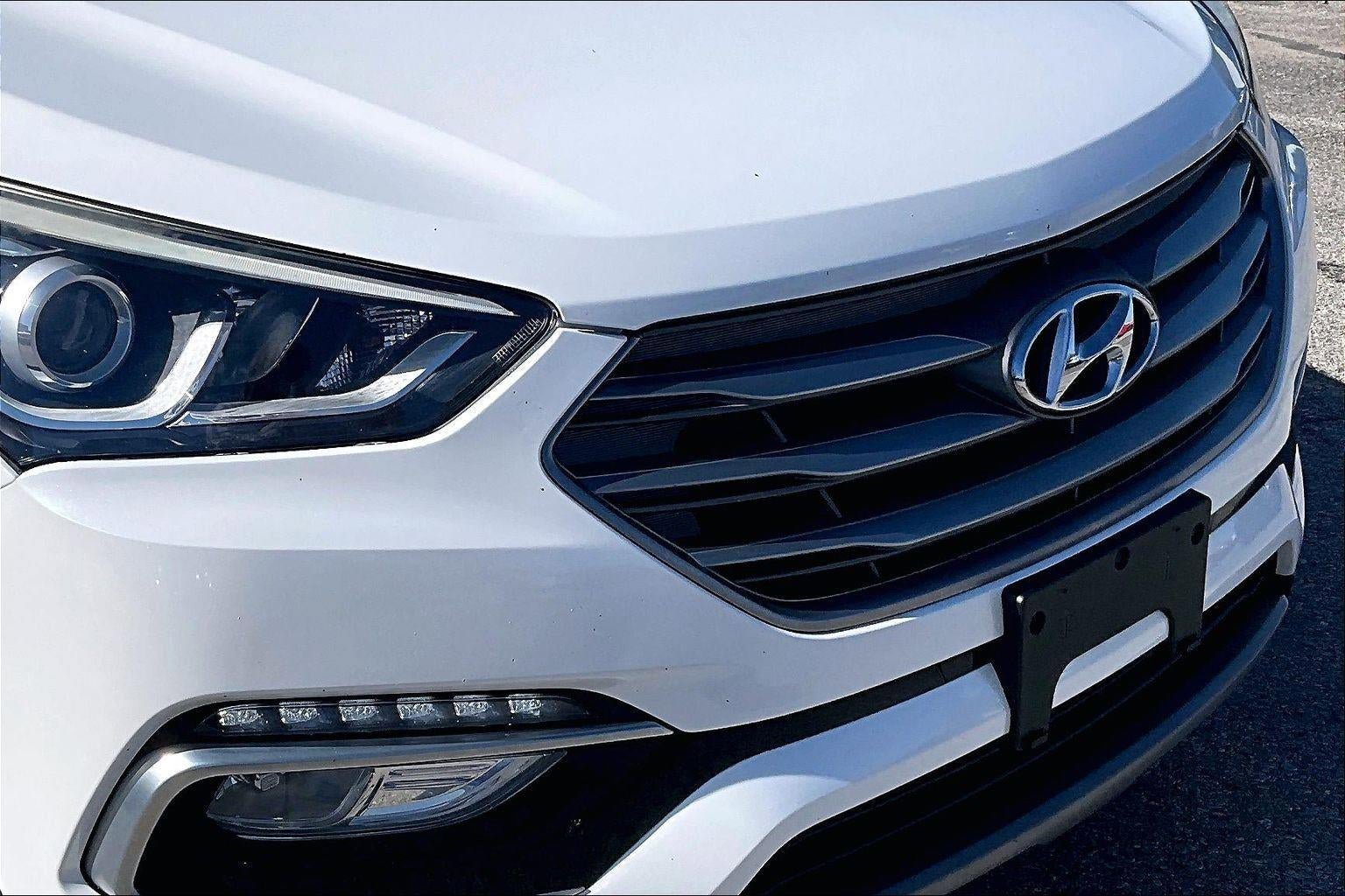 Used 2017 Hyundai Santa Fe Sport FWD image 33