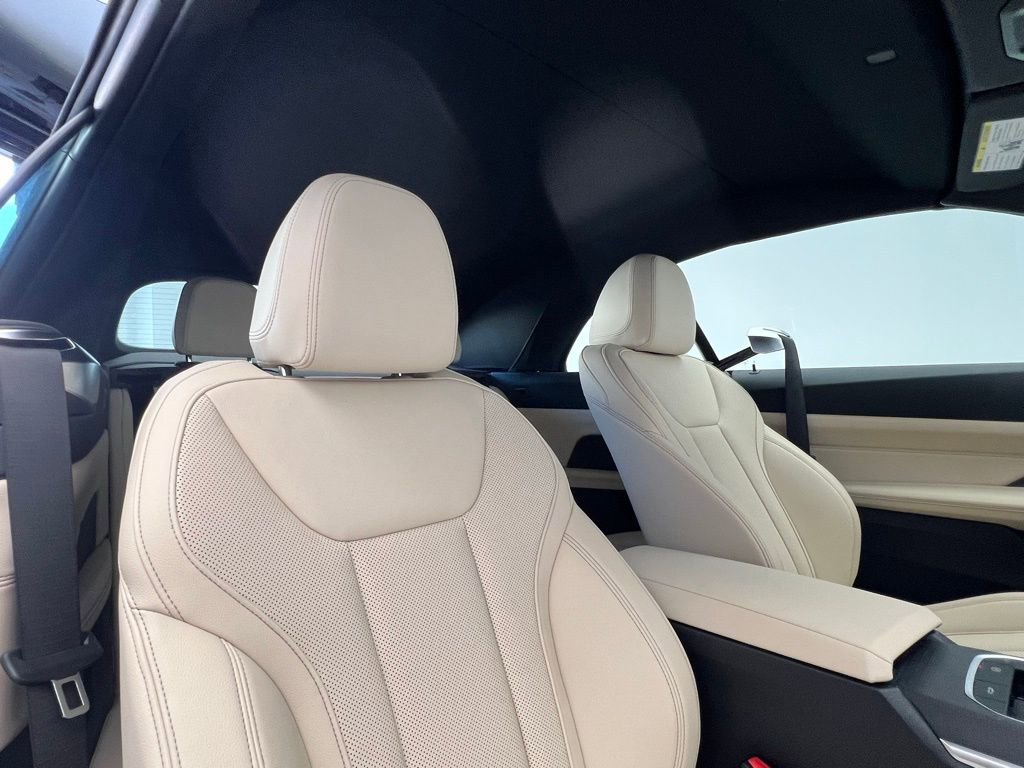 New 2026 BMW 430i xDrive Convertible w/ Premium Package image 11