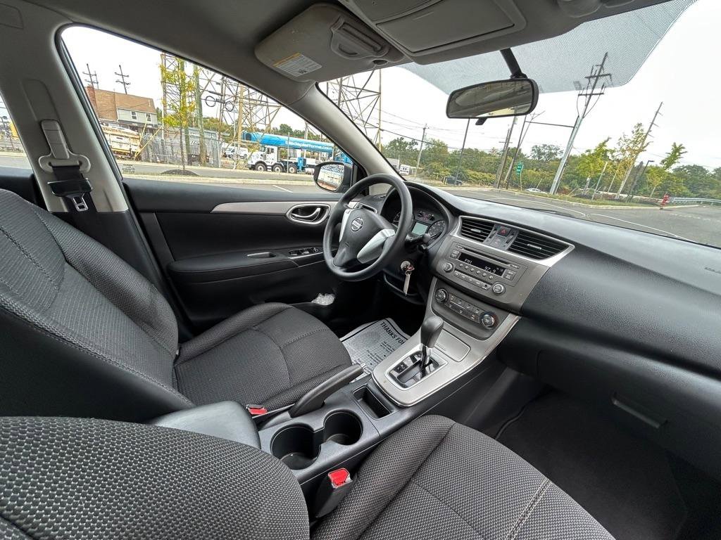 Used 2013 Nissan Sentra S FWD image 31