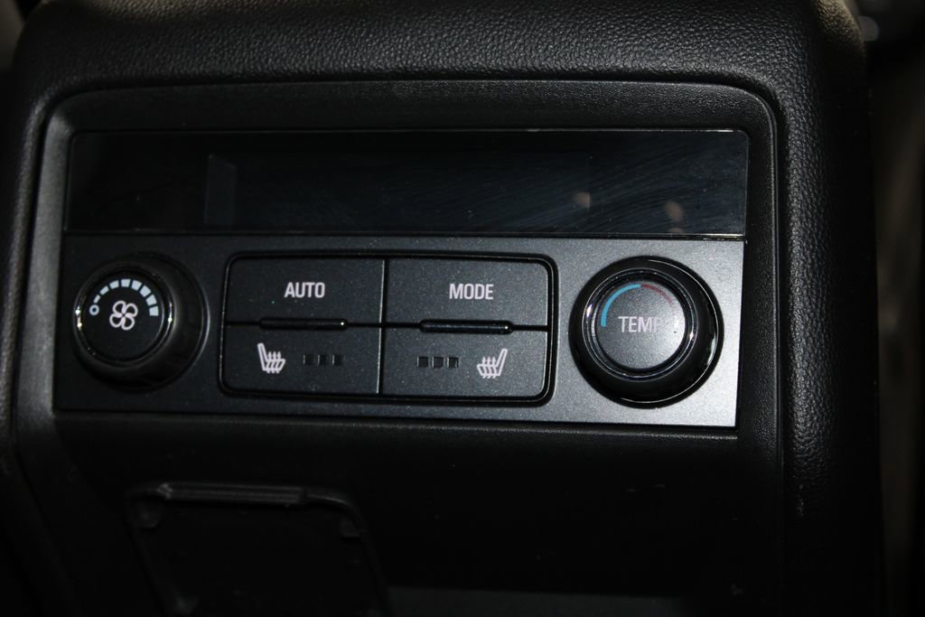 Used 2023 GMC Acadia AT4 w/ Preferred Package image 36