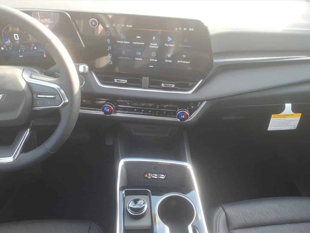 New 2027 Chevrolet Equinox LT w/ Convenience Package II FWD image 23