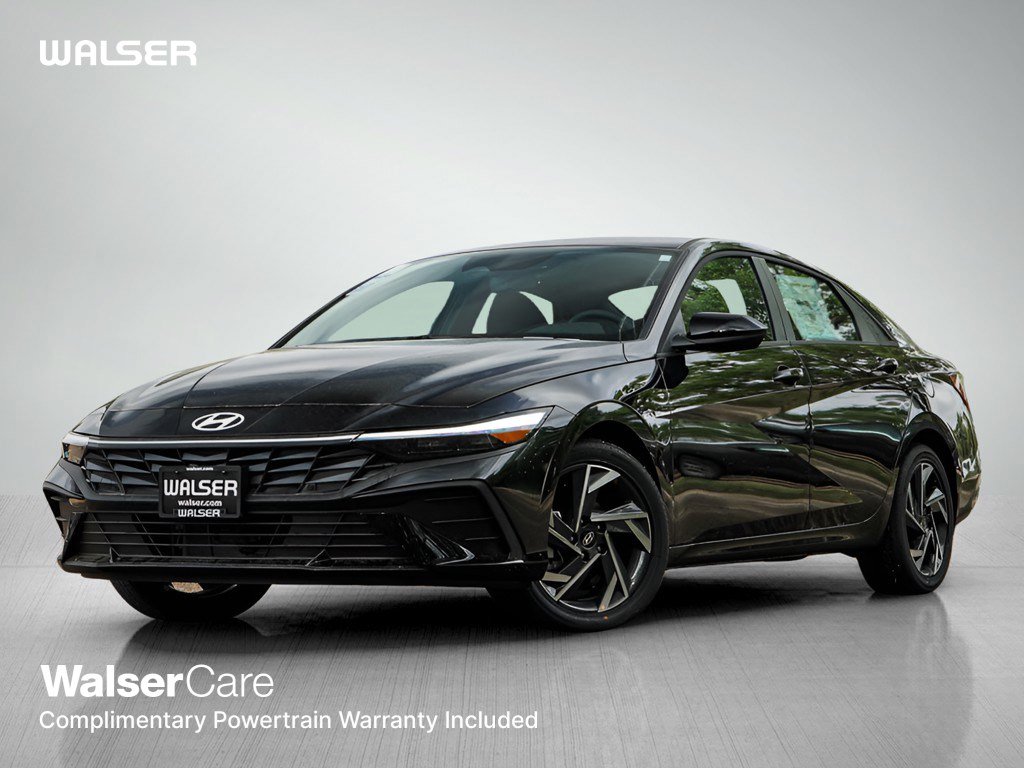 New 2025 Hyundai Elantra SEL