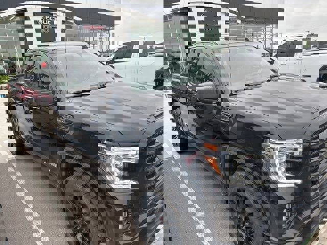 Used 2021 GMC Sierra 1500 Elevation image 12