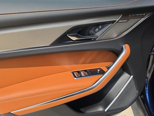 New 2026 Jaguar F-PACE R-Dynamic S AWD/4WD image 11