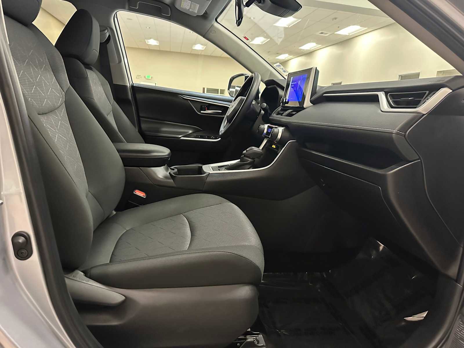 Certified 2024 Toyota RAV4 XLE image 27