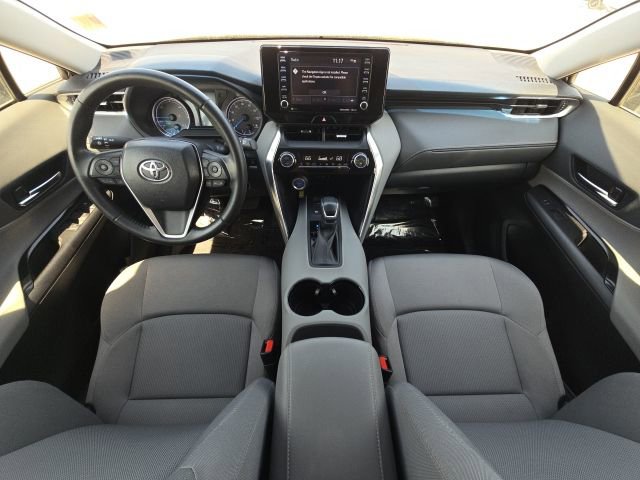 Used 2022 Toyota Venza LE image 30