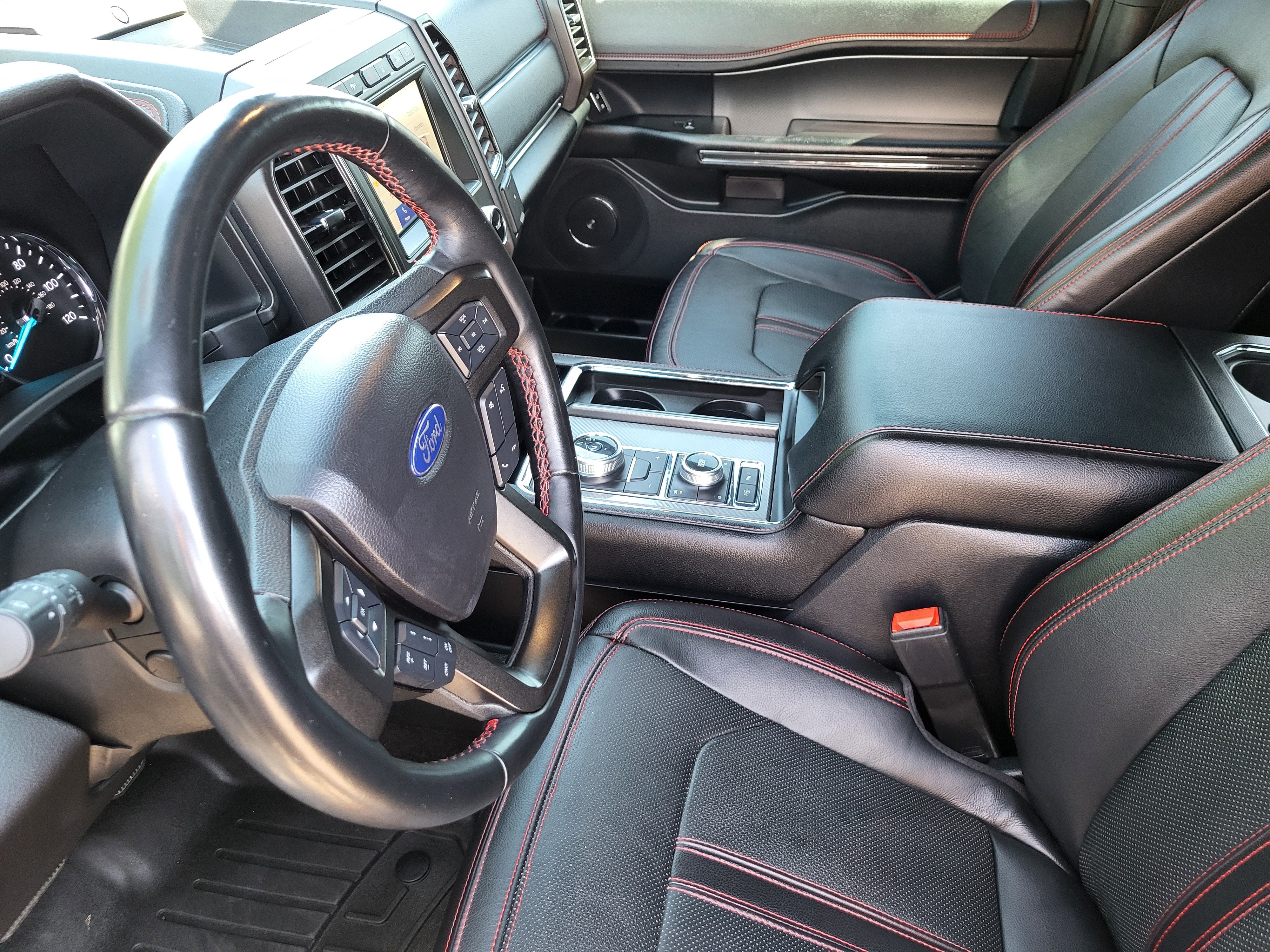 Used 2020 Ford Expedition Limited w/ Equipment Group 303A AWD/4WD image 12