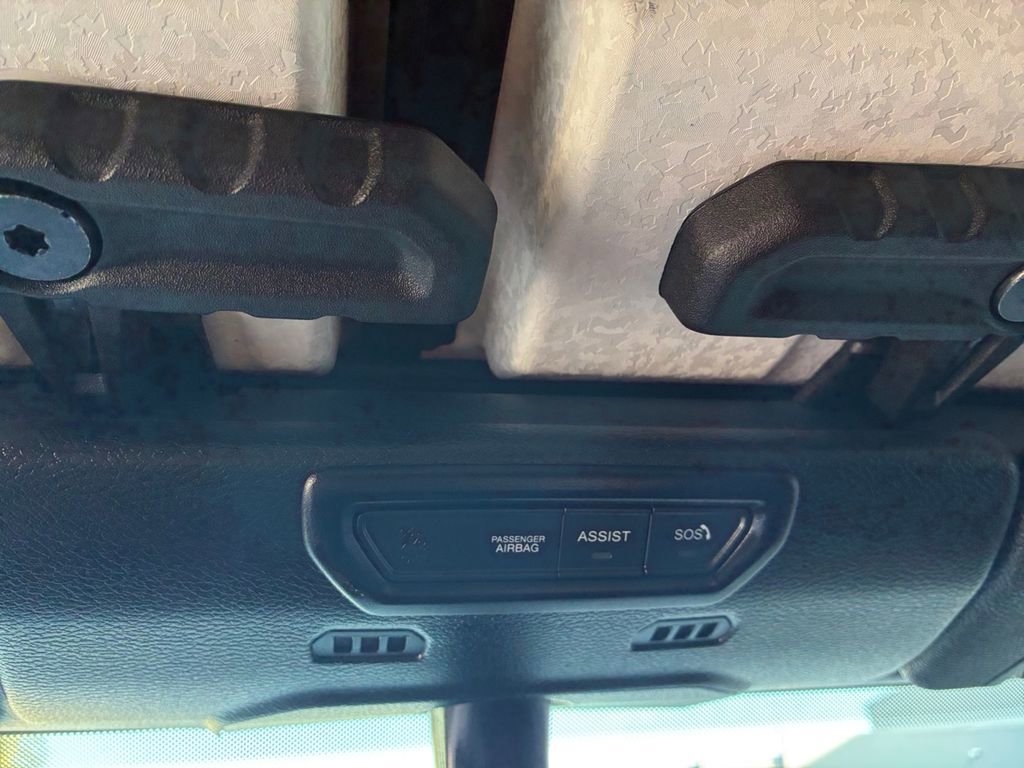 Used 2023 Jeep Gladiator Mojave w/ Trailer Tow Package image 12