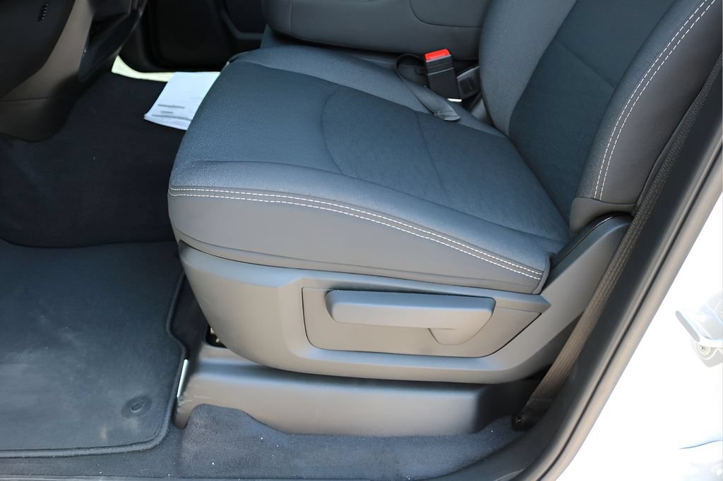 New 2027 RAM 3500 Tradesman AWD/4WD image 13