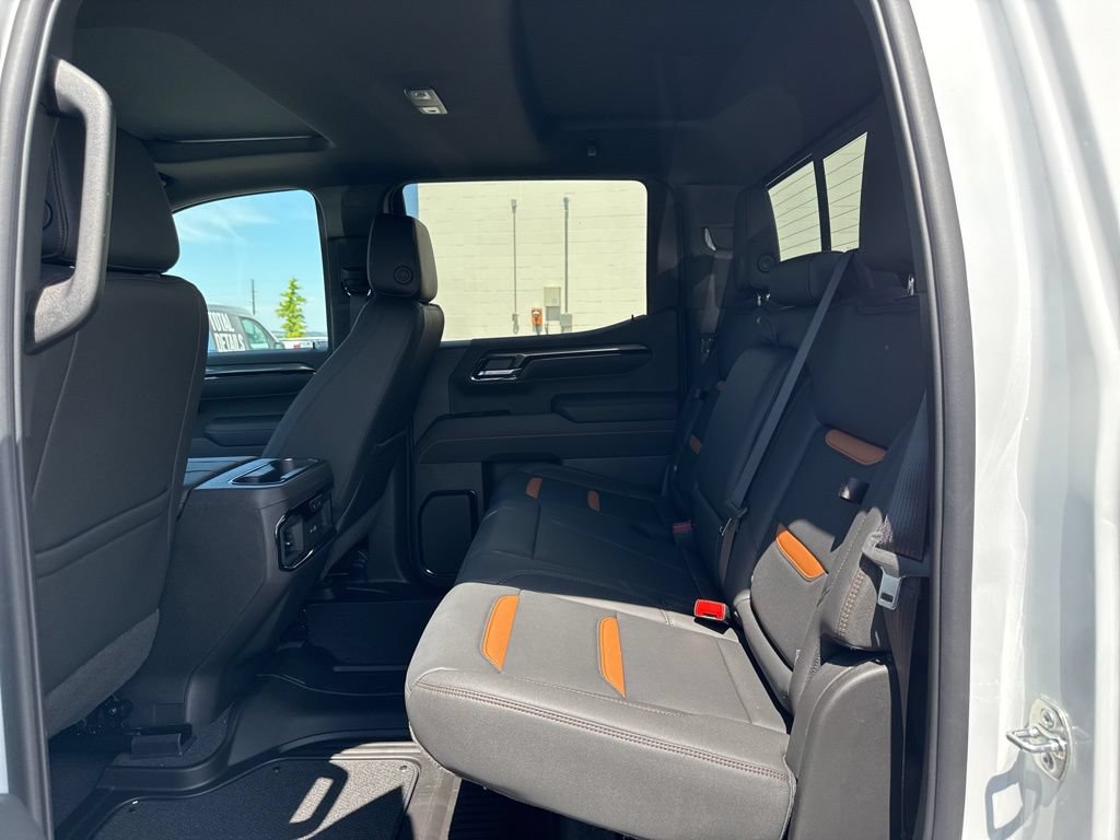 New 2026 GMC Sierra 1500 AT4 w/ AT4 Premium Package AWD/4WD image 31