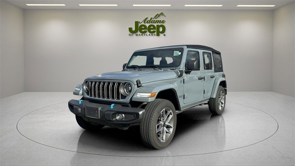 Used 2024 Jeep Wrangler Unlimited w/ Convenience Group image 2