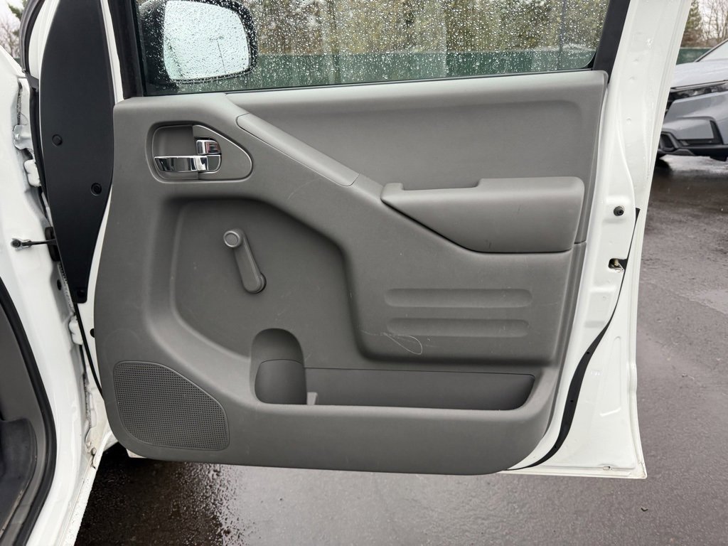 Used 2019 Nissan Frontier S image 29