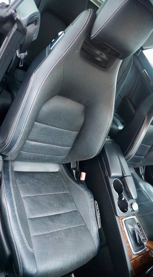 Used 2011 Mercedes-Benz E 550 Cabriolet image 8